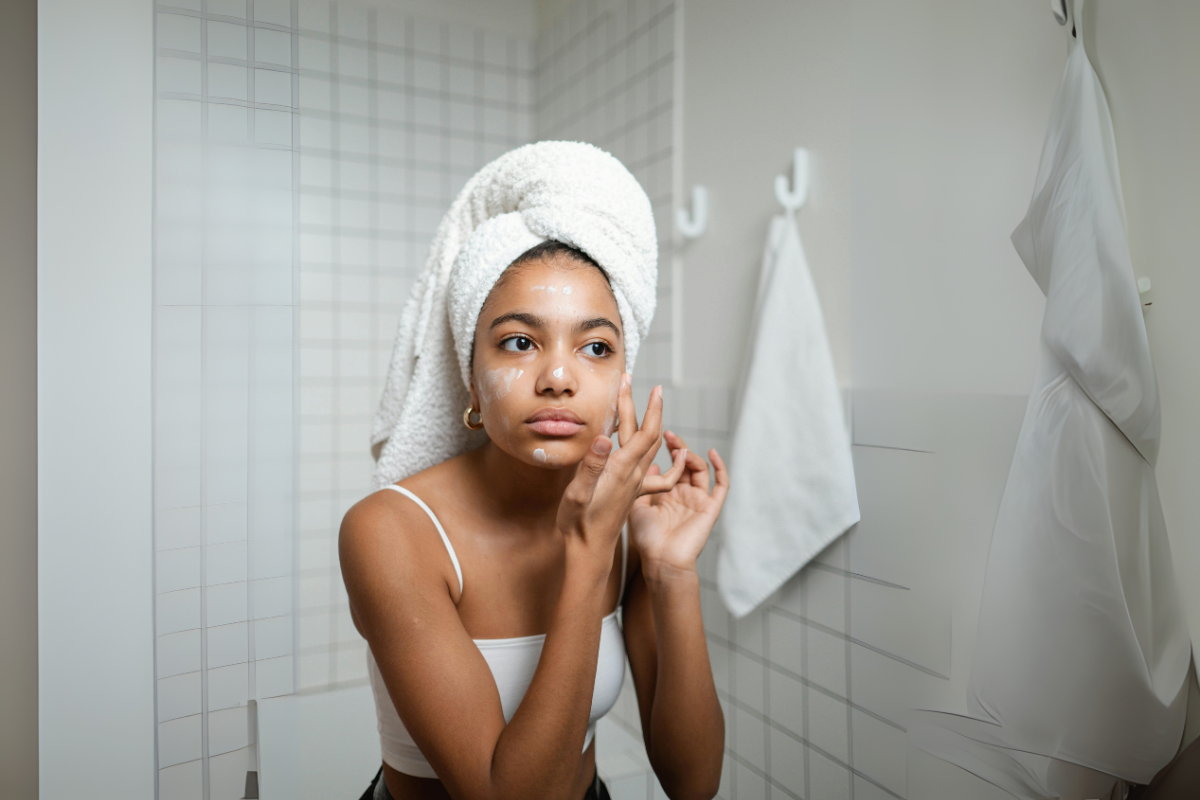 Winter Skin Care Essentials: Protecting Your Skin from the Cold & Dry Air