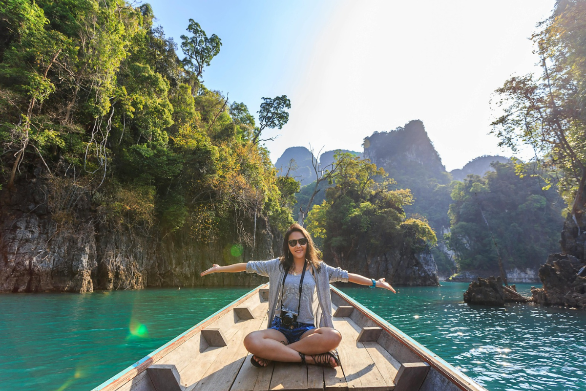 Holiday Travel Fitness: Easy Exercises for Long Journeys & Cramped Spaces