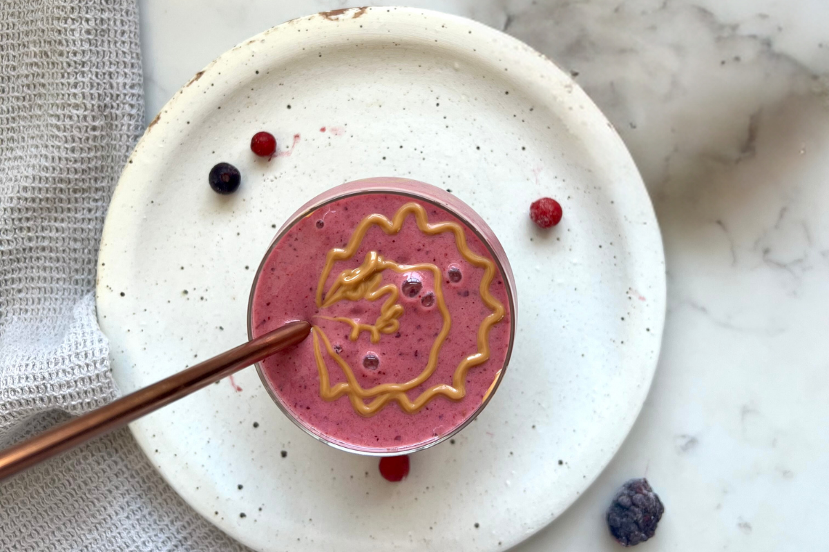 Keto Berry Smoothie: A Nutrient-Rich Start to Your Day